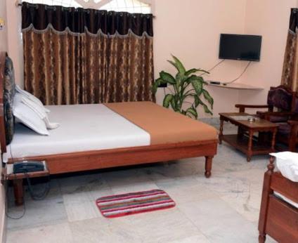 Hotel Geethanjali Residency パドラチリム エクステリア 写真